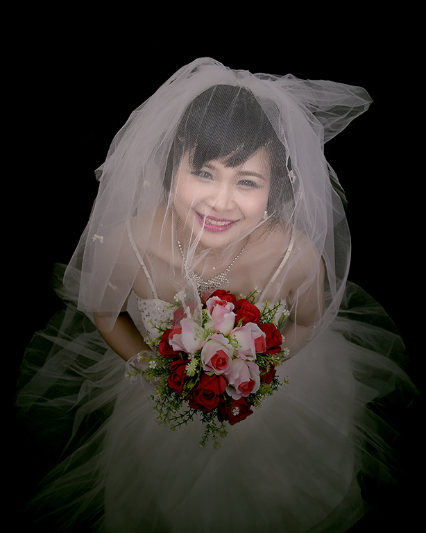 Love - Model: Lê Thu Trang
Photo: Nguyễn Vũ Thịnh
Make up: Ngọc Liệu